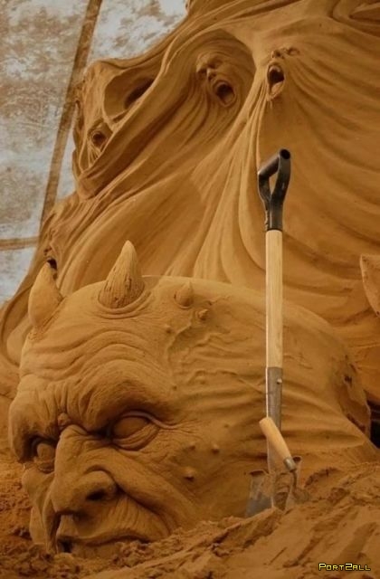 Крупнейшая скульптура из песка